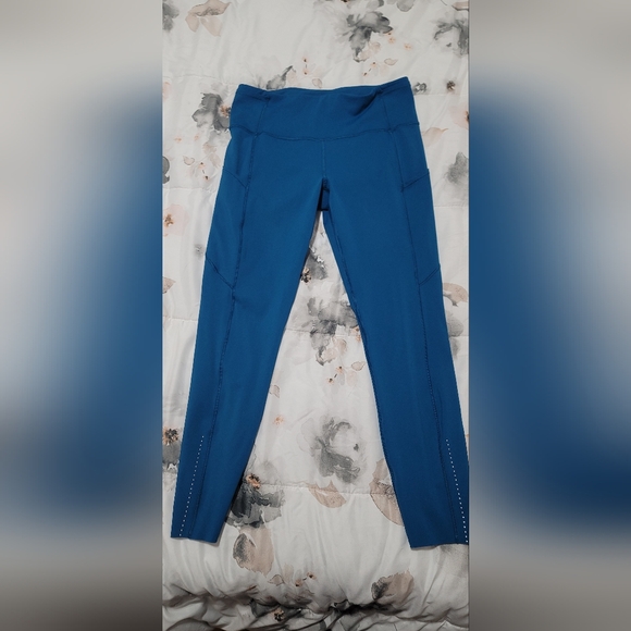 Lululemon Fast And Free - Picture 1 of 4